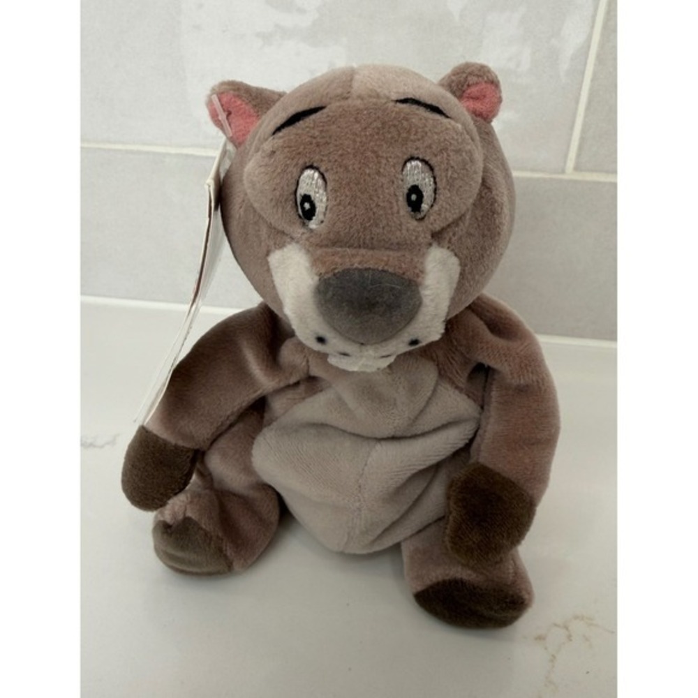 Disney Plush Winnie the Pooh Gopher 8"‎ Brown Bean Bag Toy NWT Disney Parks